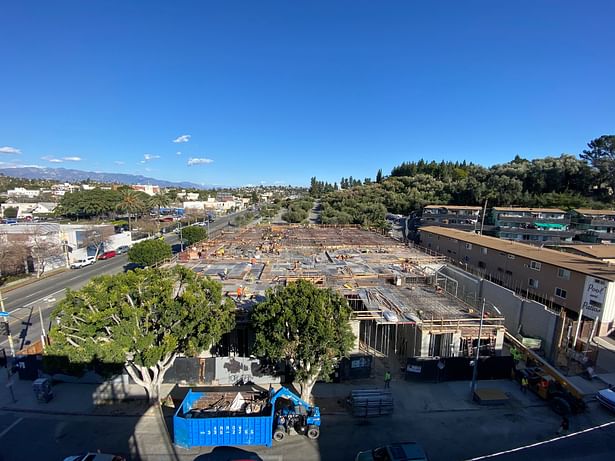 4850 Hollywood - Under Construction - LaTerra Development & Zwick Construction 