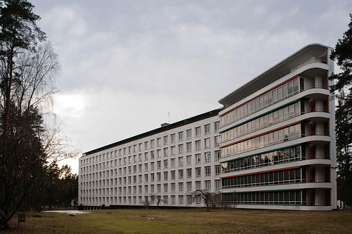 The Paimio Sanatorium by Alvar Aalto in Finland. Image courtesy of Wikimedia Commons / Leon Liao.
