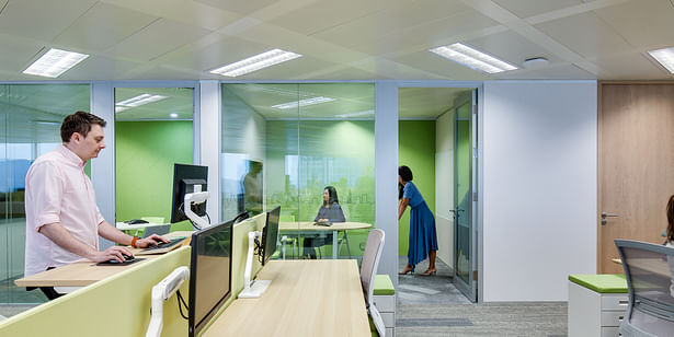 Best office space design in Hong Kong by Space Matrix