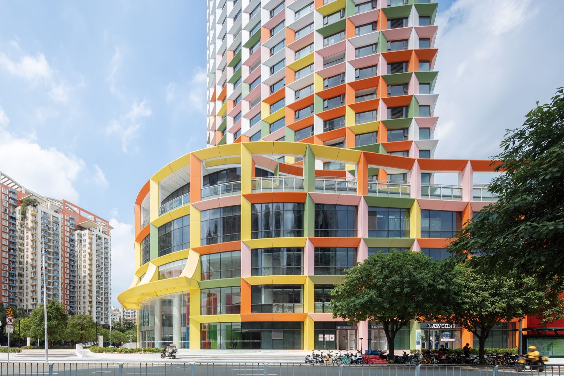 MVRDV transforms 1990s Shenzhen tower into 'vibrant and colorful