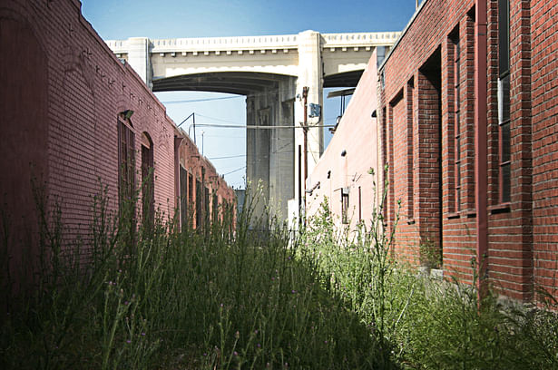 original photo: freight rail right-of-way and the 6th Street Bridge