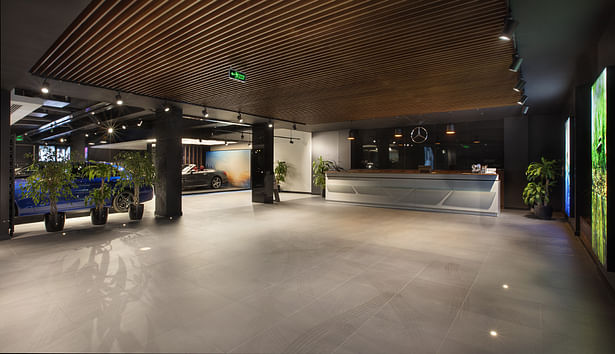 Mercedes Has Maslak Automotive Showroom by Boytorun Architects