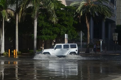 Tidal flooding in low-lying Downtown Miami. Photo: Wikimedia Commons user B137.