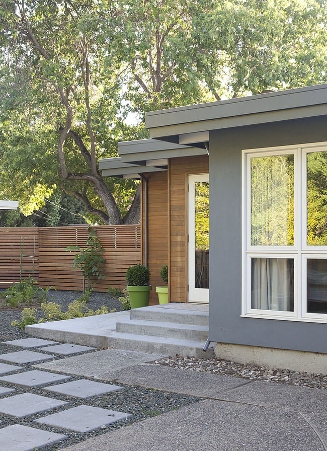 Early Eichler Expansion in Palo Alto, CA by Klopf Architecture; Photo: Mariko Reed