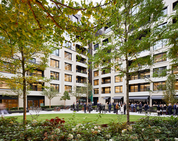 A garden for the community in Fitzrovia (c) Edmund Sumner