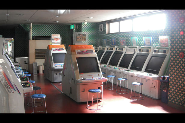 A photo I took in Ise, Japan of a closed arcade I noticed while passing through the area.
