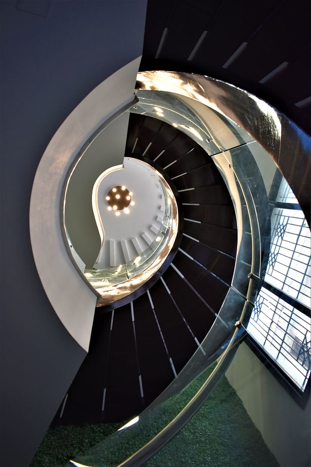 Curved Shaped Staircase - A.J Architects 