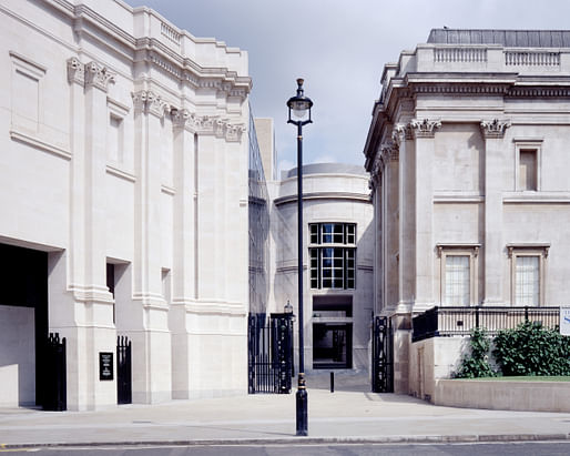 Sainsbury Wing, National Gallery, Trafalgar Square, London. Image: © Martin Charles, RIBA Collections