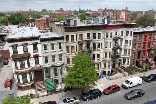 A row of townhouses in Bed-Stuy. Credit: WikiCommons