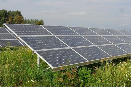 Conventional photovoltaic solar cells (pictured above) struggle to achieve full efficiency without direct sunlight. Biogenic solar cells have the potential to fill that gap. Photo: Thomas Kohler/<a href="https://www.flickr.com/photos/mecklenburg/6037863041/">Flickr</a>