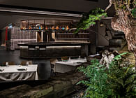 Siji Minfu Roast Duck Restaurant (the Bund): Strategic Catering Space Design by Wu Wei