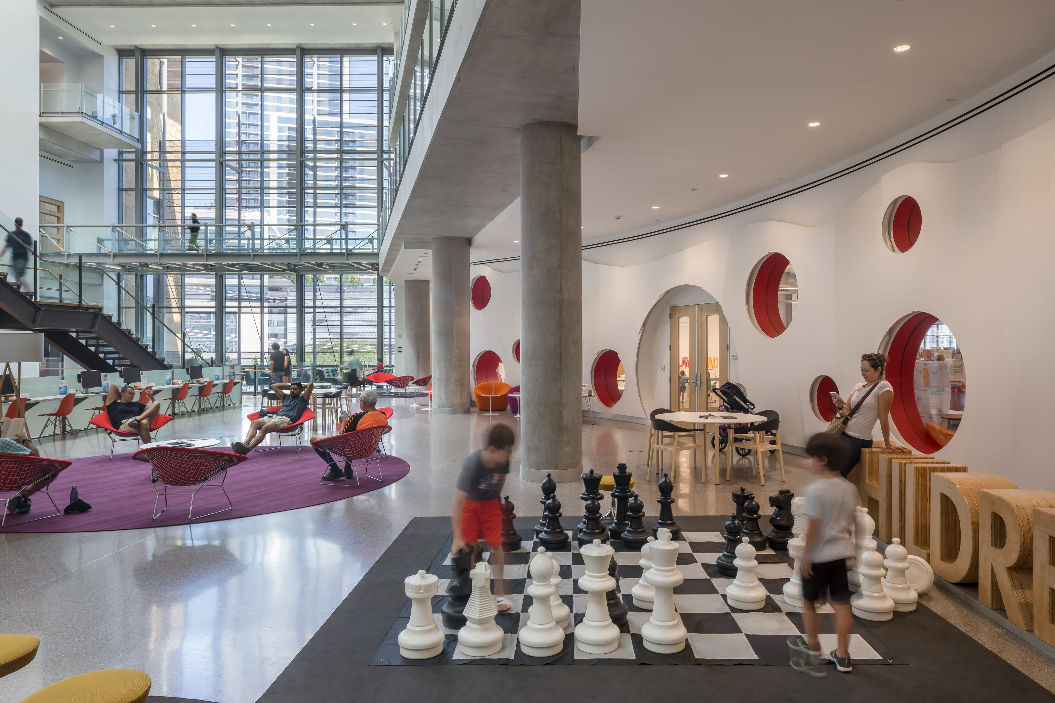 Porch, Atrium, Terrace: A Deeper Look At Lake | Flato's Austin