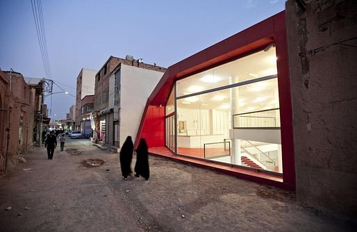 No name shop' in Najafabad, Iran (via yourmiddleeast.com)
