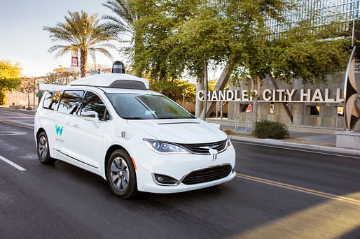 Pictured: a Waymo self-driving Chrysler Pacifica Hybrid minivan cruising the streets of Chandler, a suburb of Phoenix, AZ. Image: Waymo.
