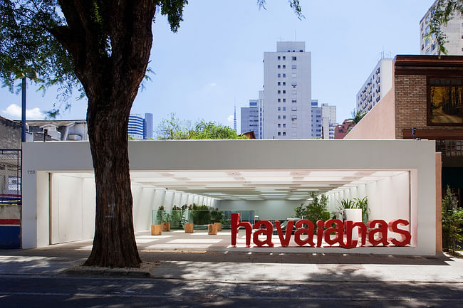 Havianas flagship store, São Paulo. Image: ESPASSO 