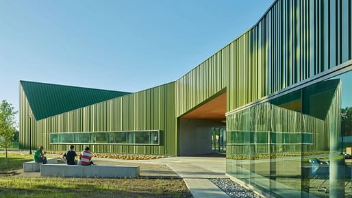 Reels Building, Thaden School by Marlon Blackwell Architects. Photo: Timothy Hursley. Image courtesy AIA.