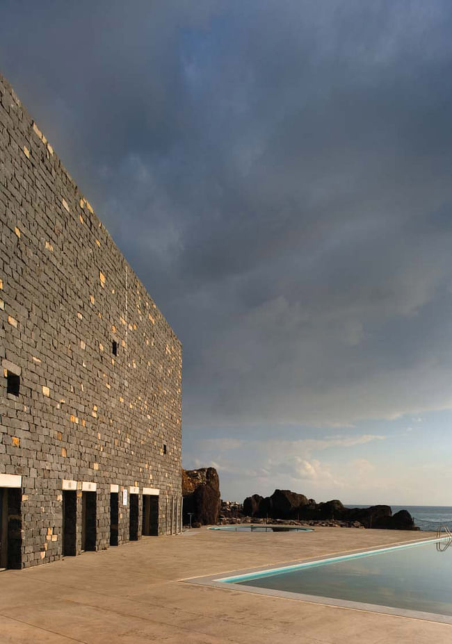 Paulo David: Atlantic Swimming Pools + Salinas Promenade (2004), Câmara de Lobos, Madeira, Portugal 