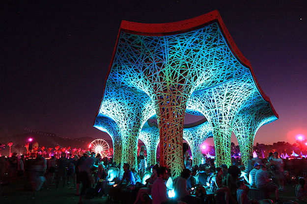 Ball-Nogues' 'Pulp Pavilion' at Coachella 2015 (via ball-nogues.com)