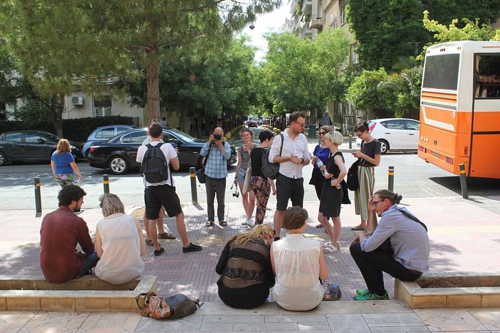 Class meeting in Athen’s street, Urban School Ruhr Credit Photo: Joanne Pouzenc
