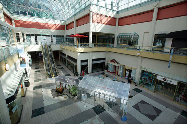 Gardens at the Galleria mall in Cleveland, which has branched out from standard retail fare in hopes of attracting visitors.