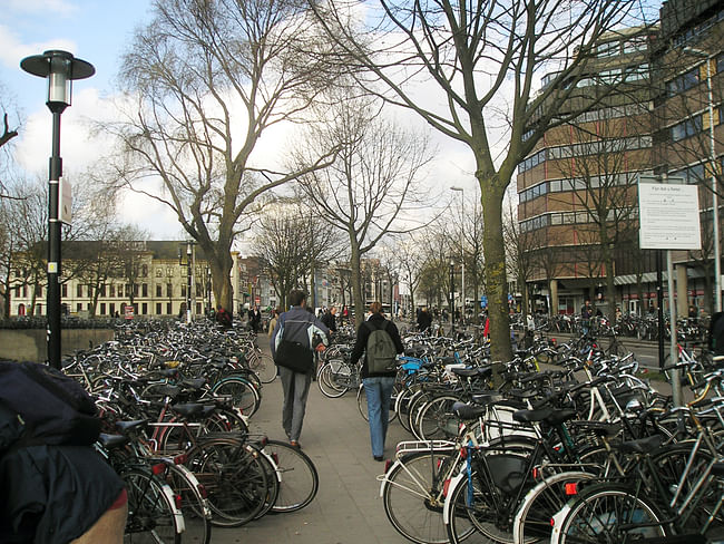 A crowded bike parking lot in the Dutch city of Utrecht. Credit: Wikipedia