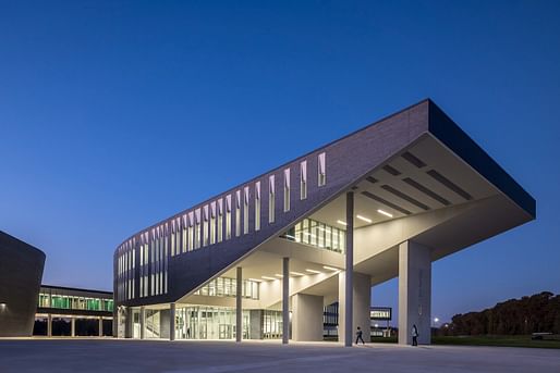 Morrow High School - project by Perkins&Will. Image by Jonathan Hillyer/Courtesy of NOMA.