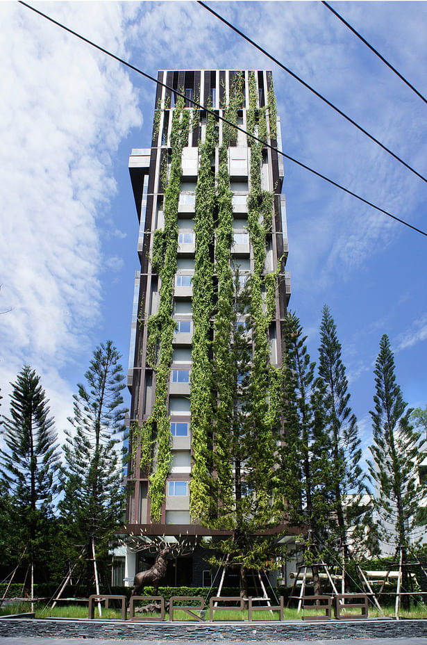 IDEO Morph 38, Photograph by Somdoon Architects