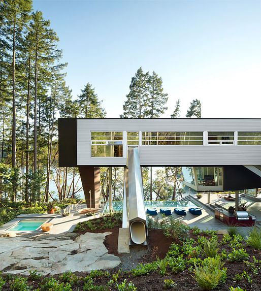 Gulf Islands home, designed by AA Robins. Image © Ema Peter Photography