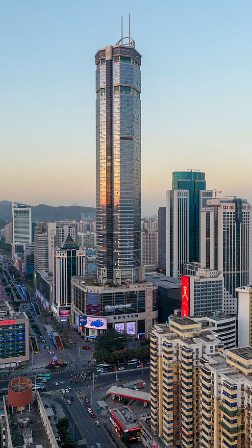 SEG Plaza was evacuated after mysterious wobbling was felt. Photo: <a href="https://commons.wikimedia.org/wiki/File:SEG_Plaza_in_Shenzhen2021.jpg">Charlie Fong</a>