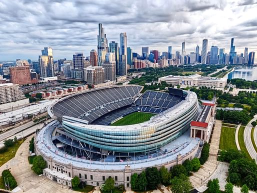 Chicago's Soldier Field stadium, photographed in 2020. Image courtesy Wikimedia Commons user Moses8910. (CC BY-SA 4.0)