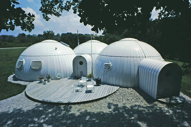 1640 square foot super insulated solar powered house made from steel silo roofs built in 1982.