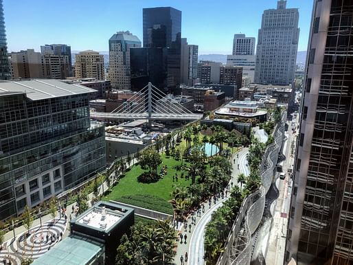 Rooftop park atop the Salesforce Transit Center in August 2018. Image via Wikimedia Commons.