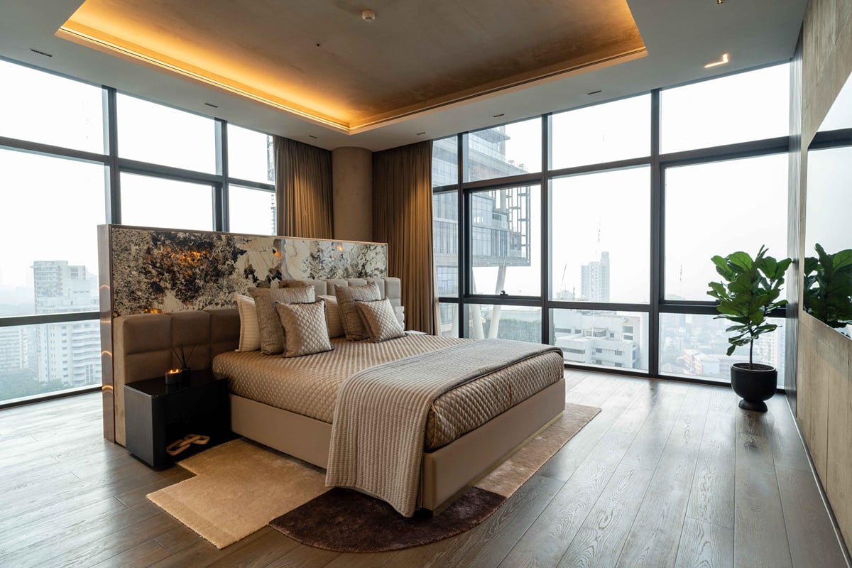 Tech-Integrated Spaces: Enhancing Luxury Living with Smart Home ...