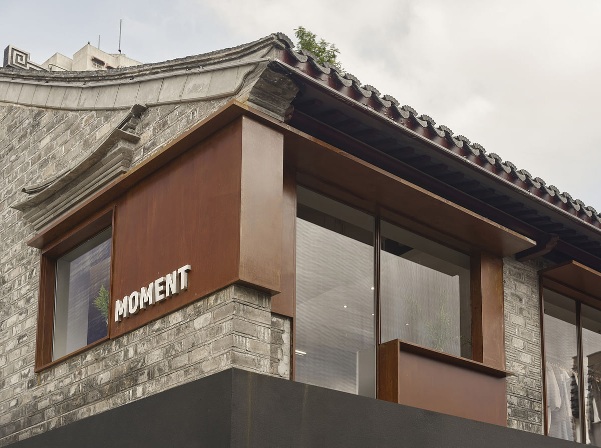 Moment by modum atelier