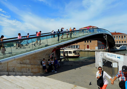 Santiago Calatrava has been fined $86,000 for a poorly designed bridge in Venice, Italy. Image courtesy of Flickr user Carlo Raso.