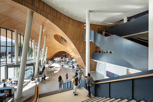 Snøhetta's Charles Library at Temple University in Philadelphia is marked by a grand atrium. Image courtesy of © Michael Grimm.