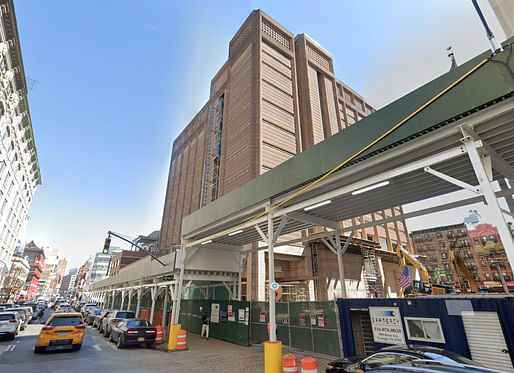 Street view of the Manhattan Detention Complex (known as "The Tombs") in New York's Chinatown as it appeared in April 2023. Image courtesy <a href="https://www.google.com/maps/@40.7168428,-74.000899,3a,75y,66.06h,113.11t/data=!3m6!1e1!3m4!1sZCqfVoQ-AYp_gUADPW3bSA!2e0!7i16384!8i8192?entry=ttu">Google Street View</a>.