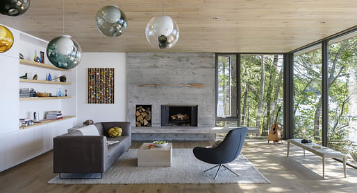 Elevated Camp in New England by Murdough Design; Photo: Chuck Choi 