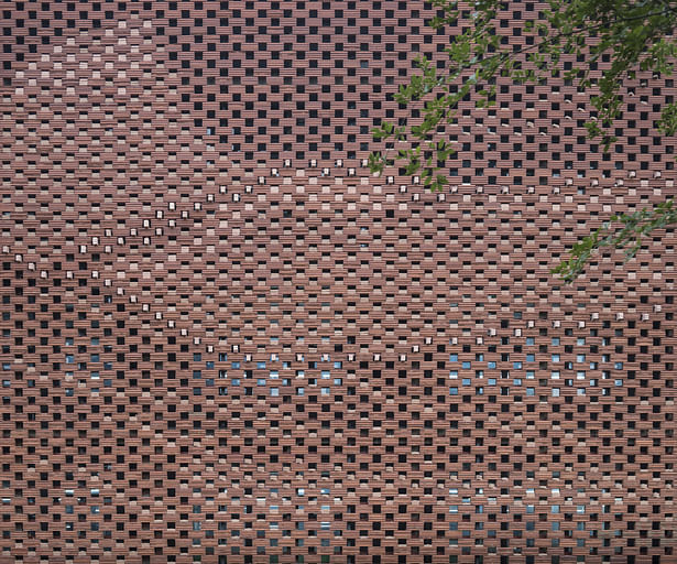 Terracotta brick wall details ©Yao Li