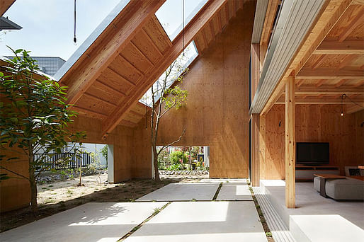 House in Anjo, Aichi, Japan, 2015, Suppose Design Office. Image via suppose.jp.