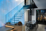 Seamless glass stringer staircase CHICAGO