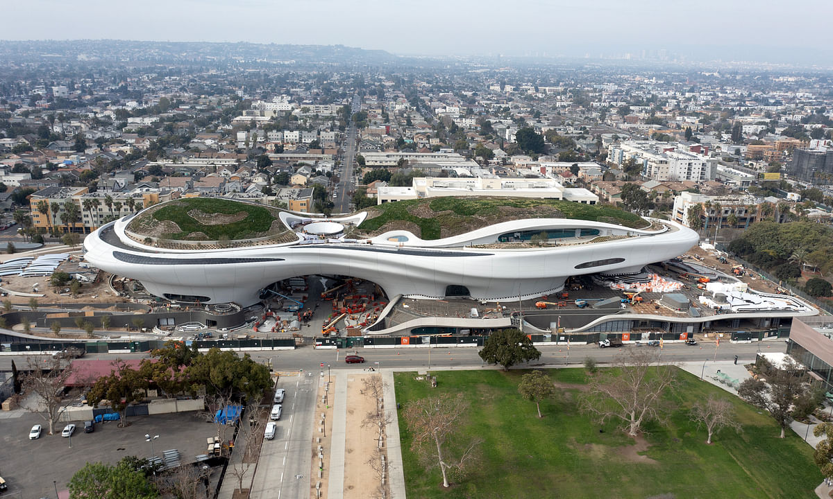 As the Lucas Museum of Narrative Art heads toward a 2026 opening, Sam Lubell visits its green exterior