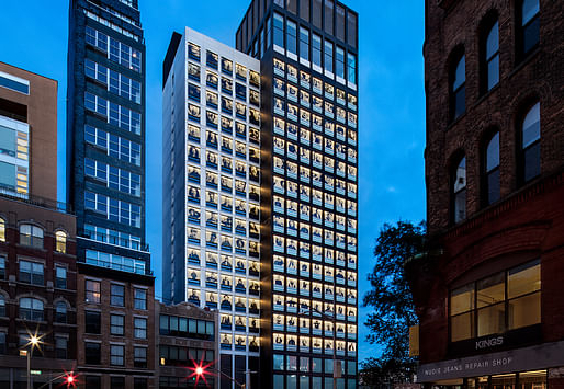 Stephen B. Jacobs Group's citizenM hotel in the Lower East Side in New York City was built with modular construction. Image © Chris Cooper