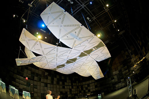 Acoustic installation "Manta" at SmartGeometry 2012 conference (Photo: Michael Villardi)