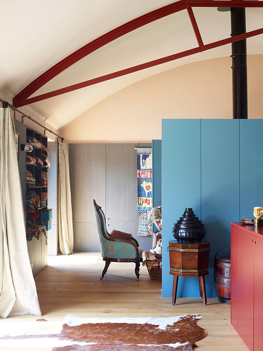 The Dutch Barn by Sandy Rendel Architects Ltd. Photo: Rachael Smith.