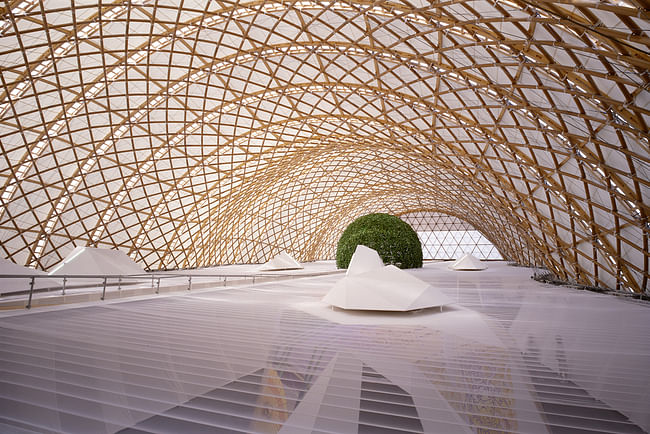Japan Pavilion, Expo 2000 Hannover, Germany by Shigeru Ban Architects. Photo by Hiroyuki Hirai.