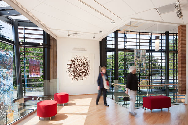 Bainbridge Island Museum of Art interior