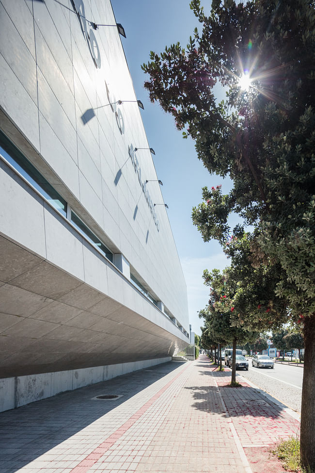 Pavilhão do Atlântico by Valdemar Coutinho Arquitectos, located in Viana do Castelo, PT. Image: Joao Morgado.