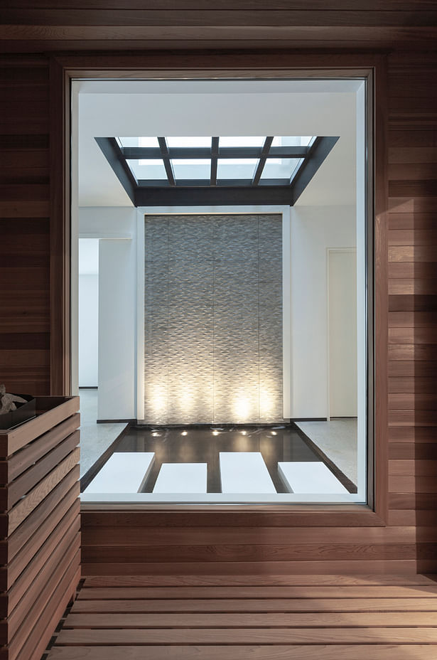 sauna / glass floor / reflection pool
