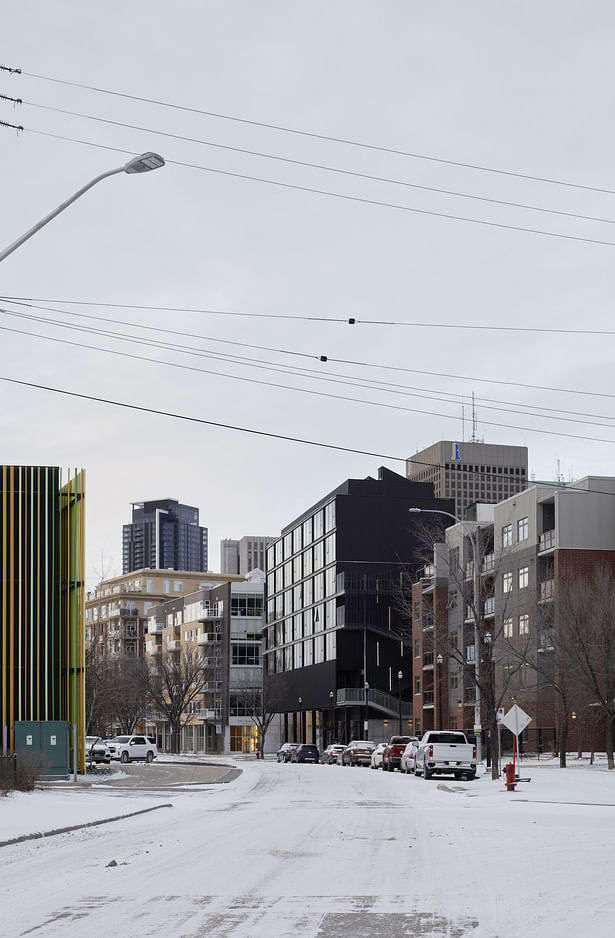 5468796 convinced the city to allow a new residential building along Waterfront Drive, just as factories and warehouses once abutted former the railway line.